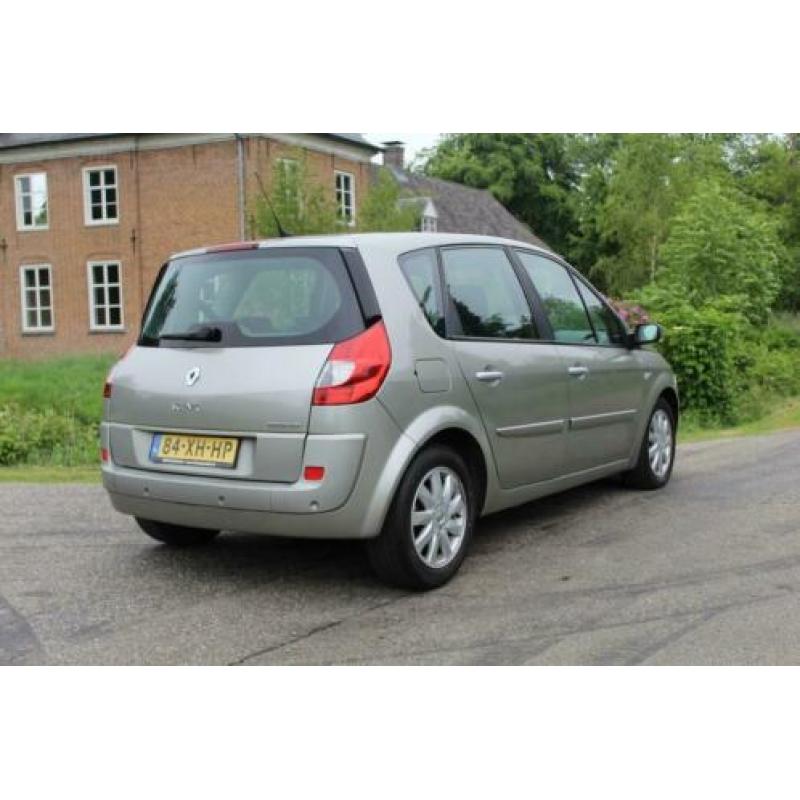 Renault Scénic 2.0-16V Tech Line Parkeersensoren voor en ach