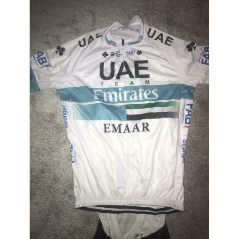 Wielerkoers teamkleding broekje shirt fietskleding M/L