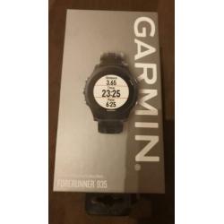 Zo goed als nieuw en krasvrij, garmin forerunner 935.