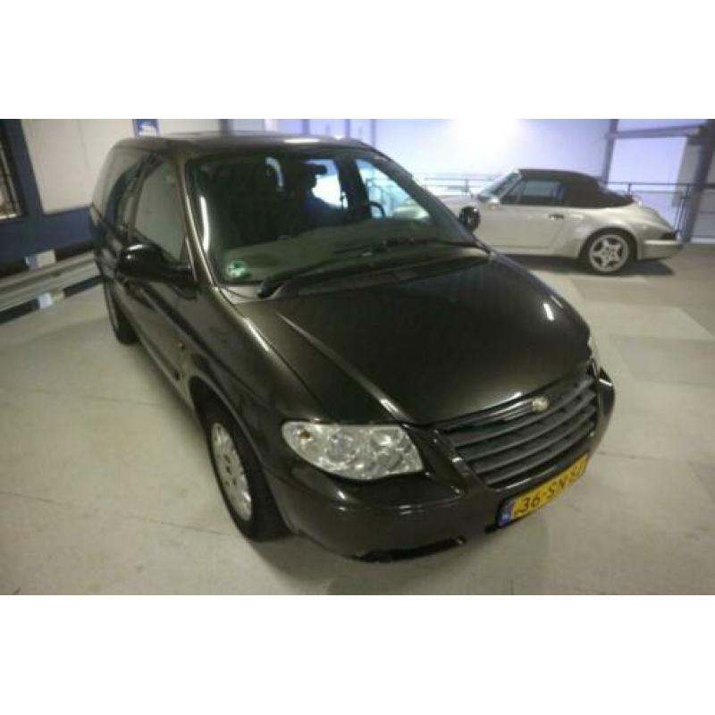 Chrysler Voyager 2.4i SE Luxe 7 PERS / NAP / KEURIGE AUTO !