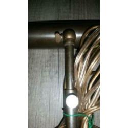 Te koop antieke schilderijlamp van koper in werkende staat..