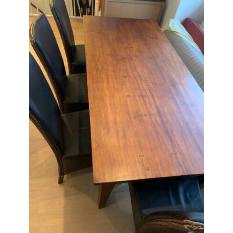 Teak houten tafel en 4 stoelen