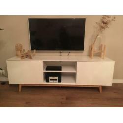 Te koop leuke tv kast/meubel.
