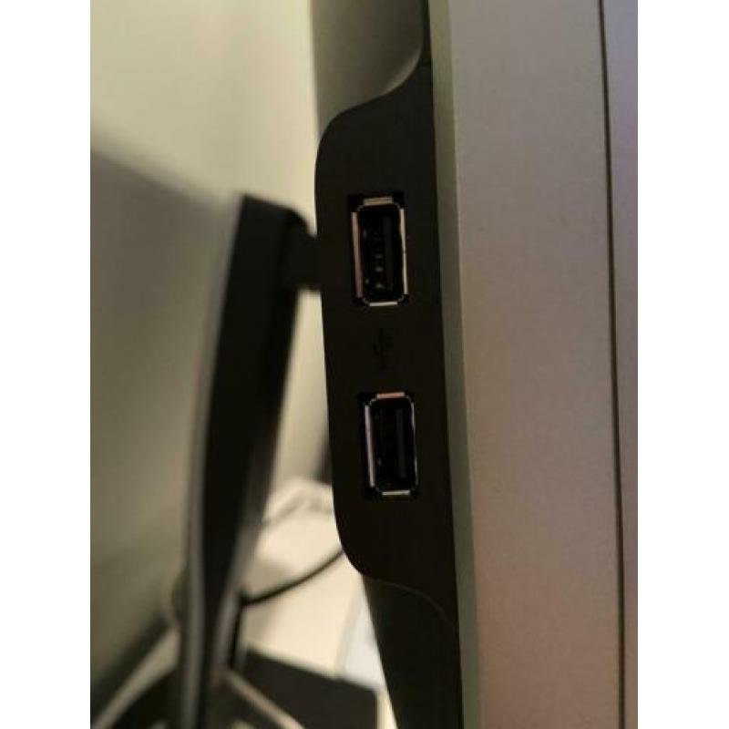 Dell Ultrasharp 23inch monitor