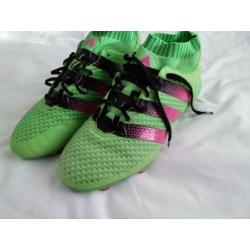 Als nieuwe ADIDAS PRIMEKNIT voetbalschoenen 41