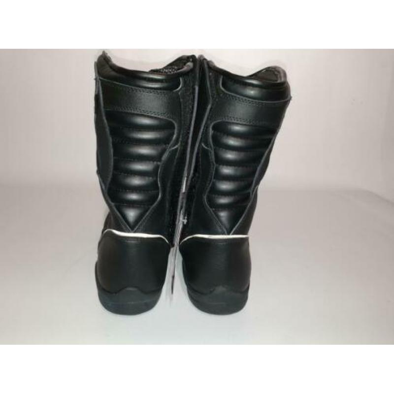 NIEUWE JHS Karrera S mt 47 van € 129,= voor € 119,95