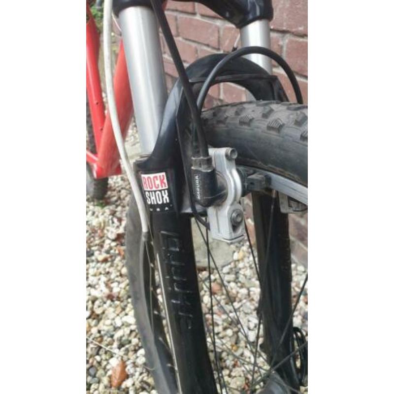 Gecoat alu mtb 26" maat 48cm (met accessoires)