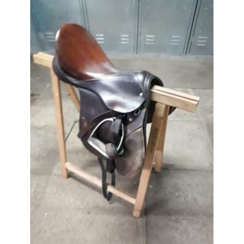 Mooi stubben zadel 16.5 medium boom