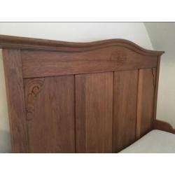 Houten bed