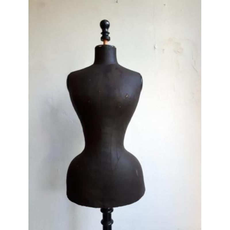 wespentaille mannequin antiek