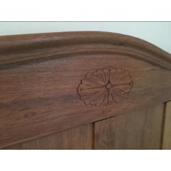 Houten bed