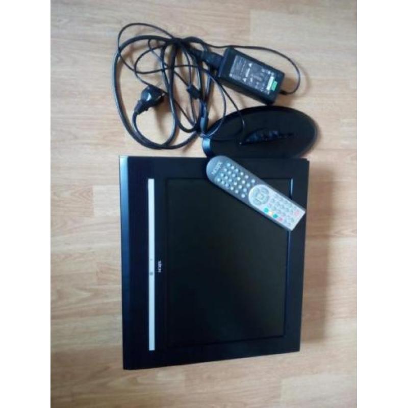 Tv xiron met dvd speler