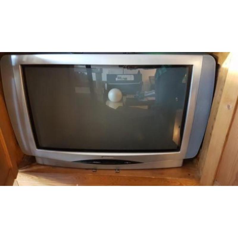 Medion Kleuren TV met geheugen