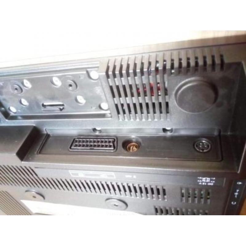 Tv xiron met dvd speler