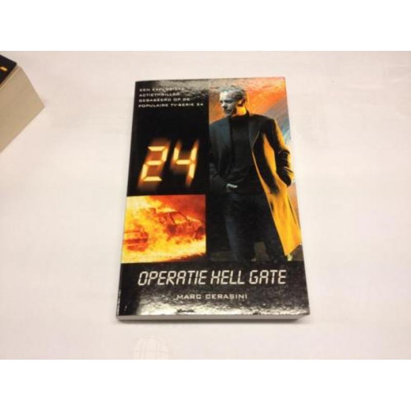 T.K. 24 boeken Marc Cerasini , David Jacobs, John Whitman