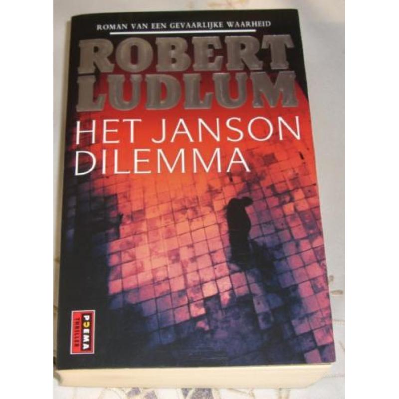 Een negental boeken van Ludlum