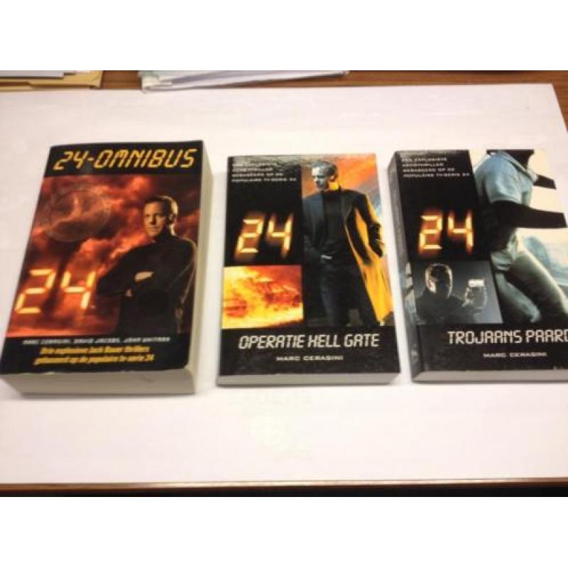 T.K. 24 boeken Marc Cerasini , David Jacobs, John Whitman