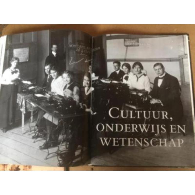 Boek over Nederland anno 1900