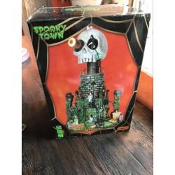 Lemax spooky town Mt. Gloom observatieballon