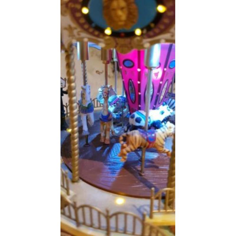 Lemax belmont carousel/ draaimolen leuk voor kerstdorp