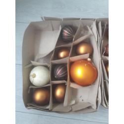 Mooie kerstballen (19) en kerstslingers