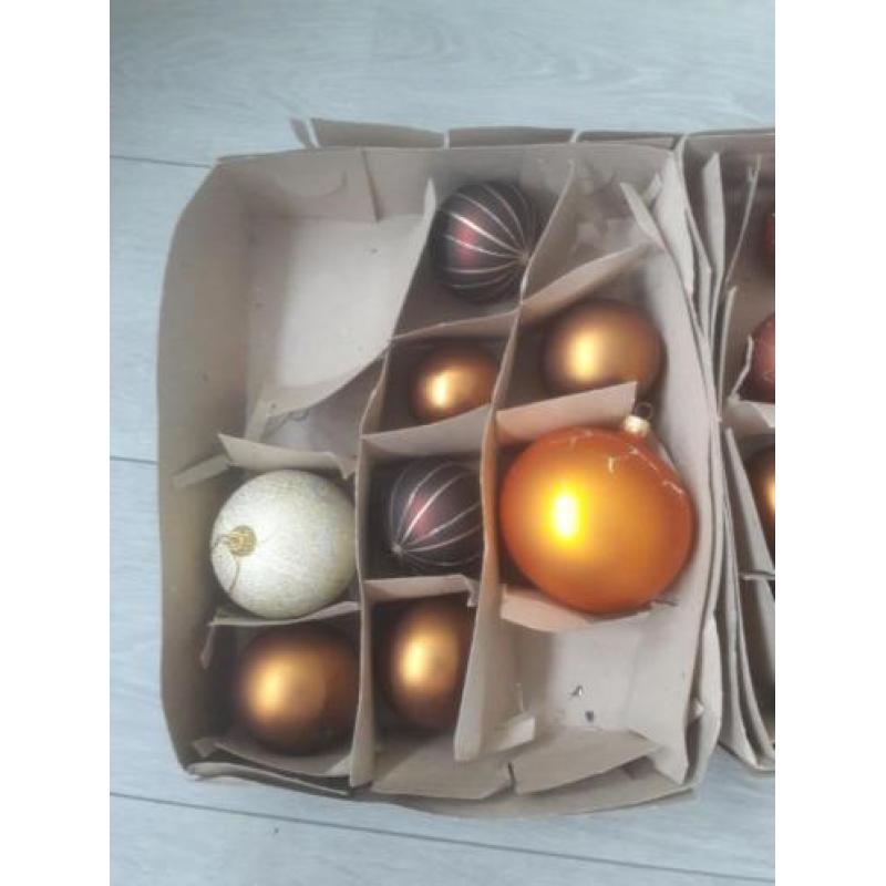 Mooie kerstballen (19) en kerstslingers