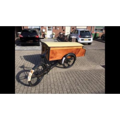 Antieke gazelle bakfiets