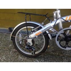 Twee Scamper B2R vouwfietsen