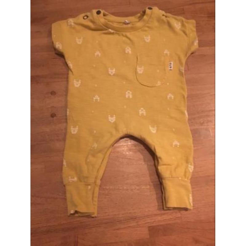 4 kruippakjes pyjama’s maat 50-56
