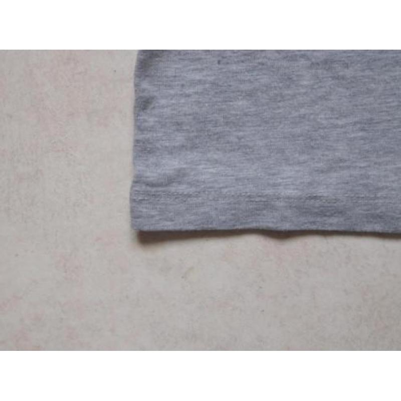 (N96) Effen grijze longsleeve