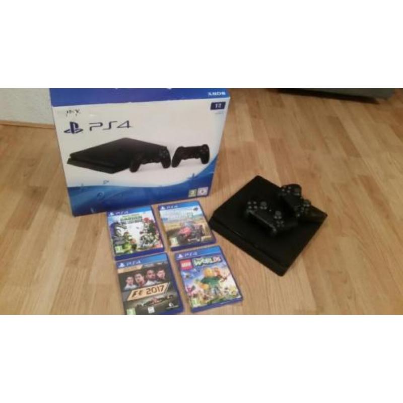 PS4 Slim 1TB met 2 controllers + 5 Leuke Games + Garantie