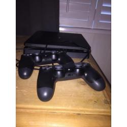 Playstation 4 1TB, FIFA19, 2 CONTROLLERS, PSPLUS