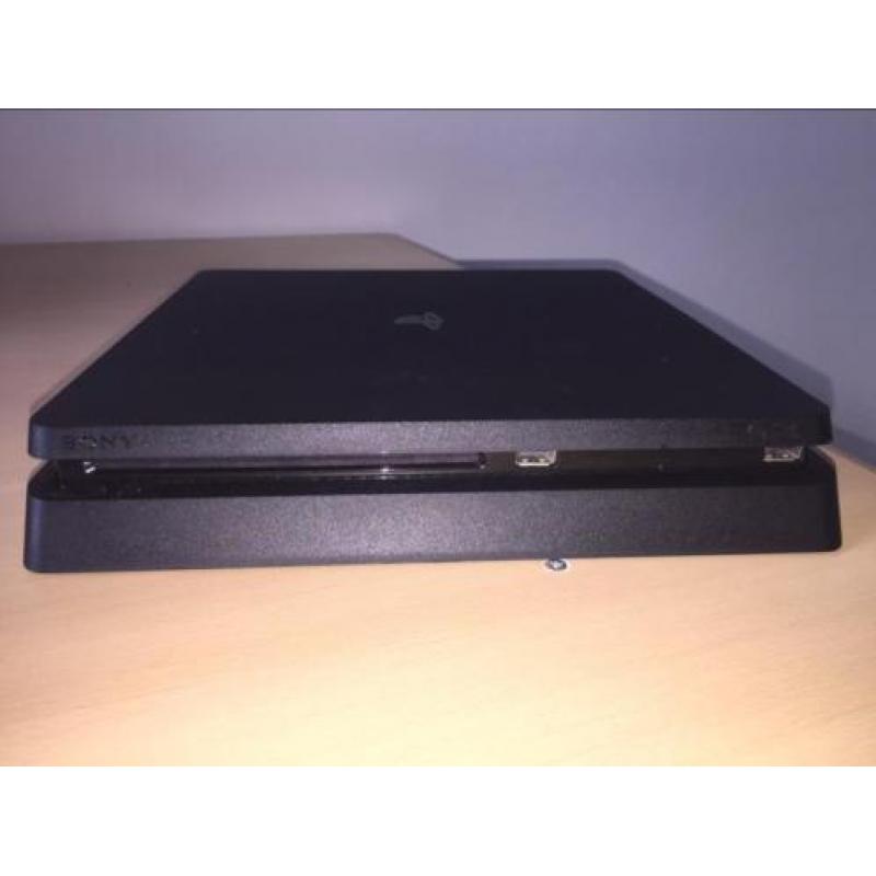 PS4 slim 500GB