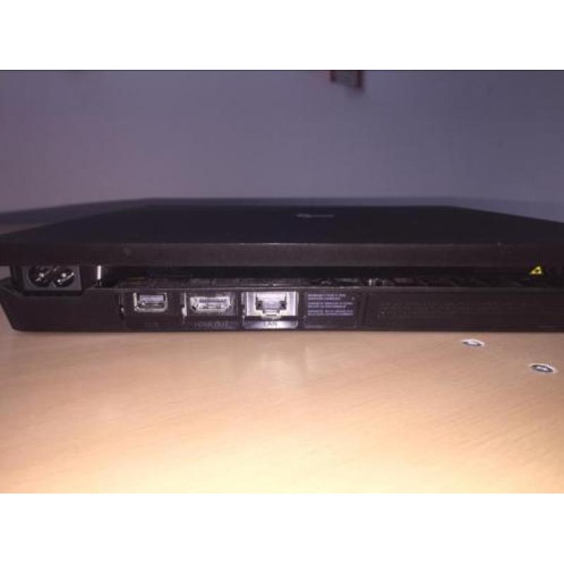 PS4 slim 500GB