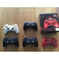Playstation 3 slim 500 GB met 5 controllers en 29 spellen