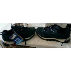 Hi-tec wandelschoenen nieuw maat41.5 winkelprijs 129.95