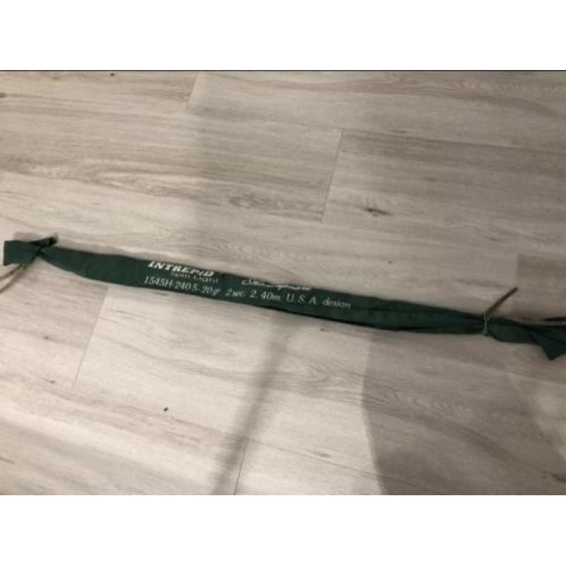 Shakespeare sportvishengel 2,40m, Intra 6000gs molen
