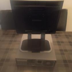 Hp monitor en systeemkast werkend en in goede staat
