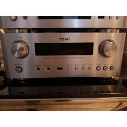 TEAC NETWERK /USB DAC INTERGRATED AMPLIFIER TYPE NP-H760