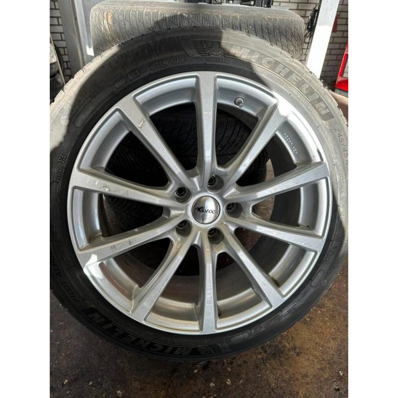Winterset Tesla Model S | 19 inch | Michelin