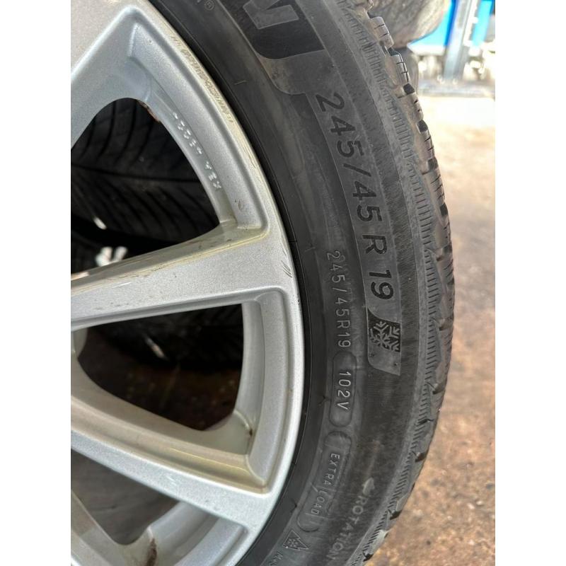 Winterset Tesla Model S | 19 inch | Michelin