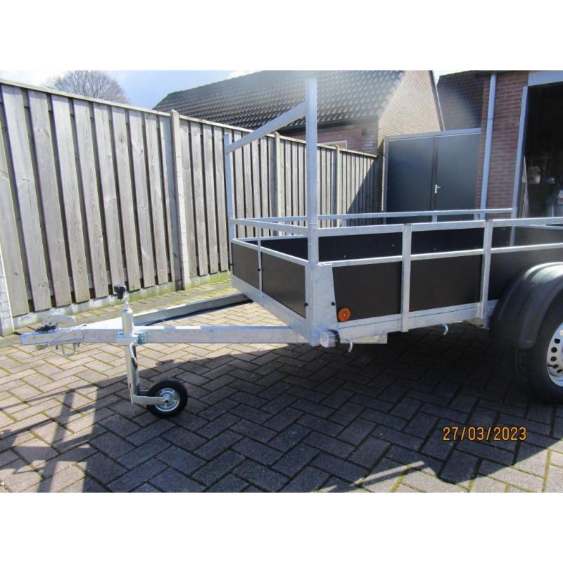 aanhangwagen,aanhanger,aanhangwagens