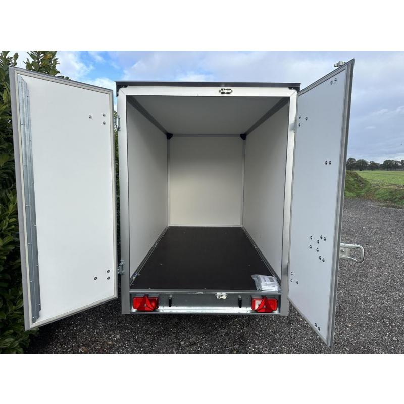 NIEUW XL Humbaur Enkelas Gesloten aanhangwagen